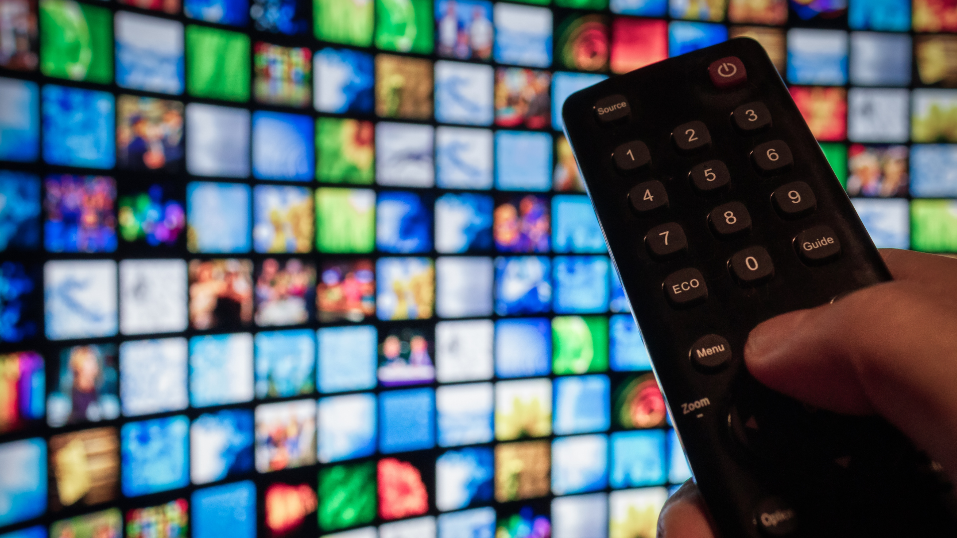 4 tips to help you choose an online streaming service